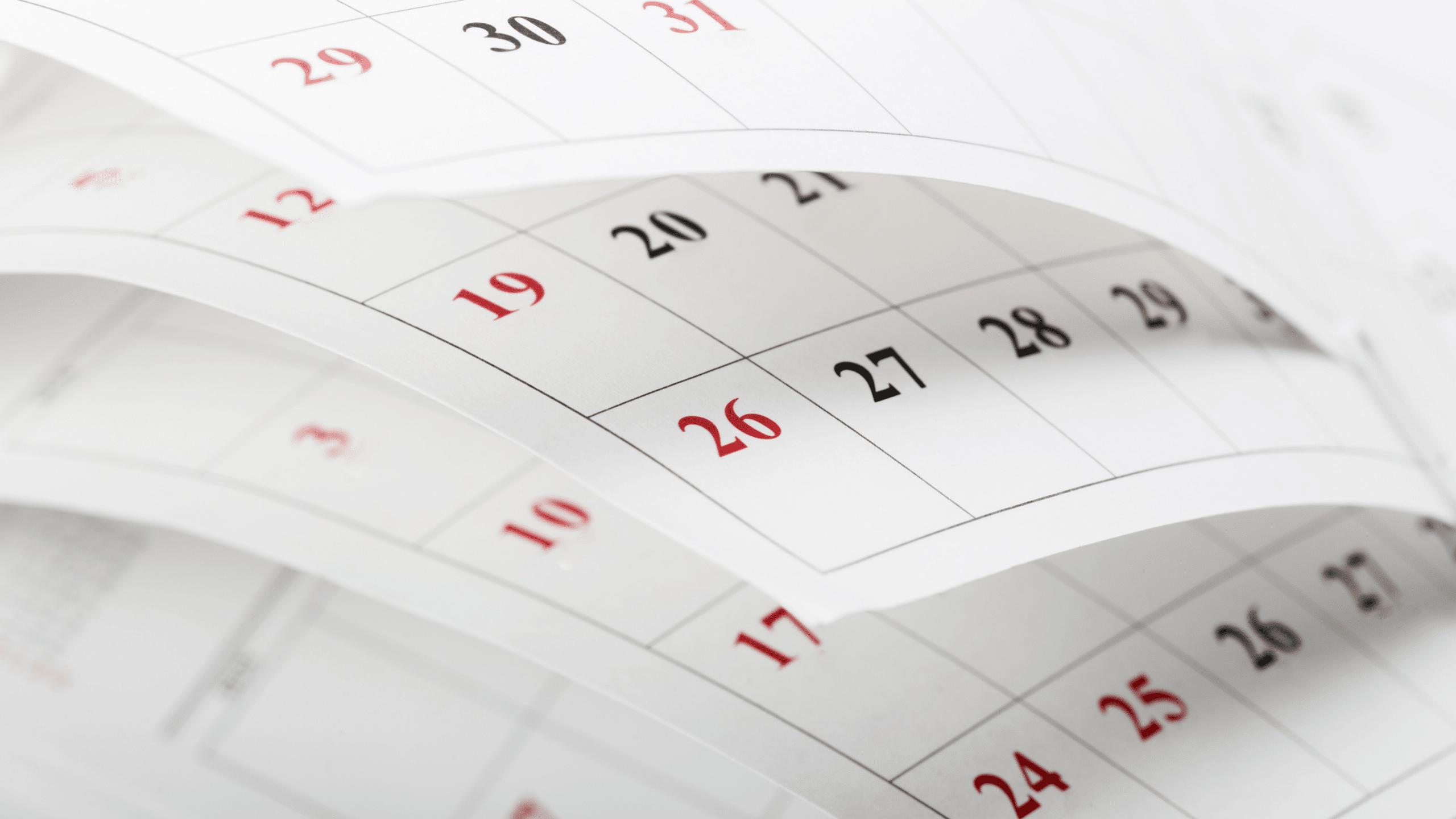 desk calendar showing close-up of dates